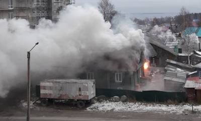На пожаре в Петрозаводске обгорел мужчина