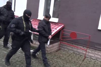 ФСБ задержала в Чечне двух участников банды Басаева