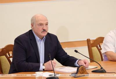 Лукашенко назвал Тихановскую лохушкой