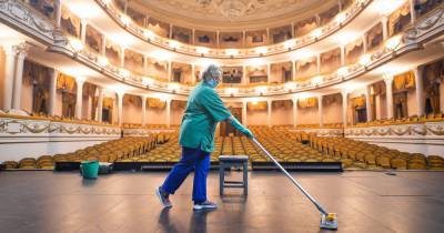 ВТБ: калининградские театры в ноябре снизили выручку на 70%