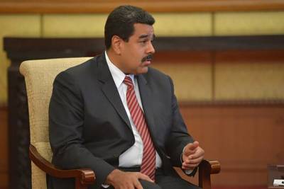Мадуро поделился своим контактом в Telegram и WhatsApp
