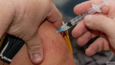 Добровольцы не заболели коронавирусом после вакцинации "Спутником V"