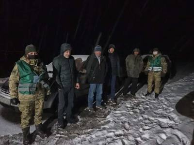 На Львовщине задержали россиянина, который перевозил к границе группу нелегалов из Азии