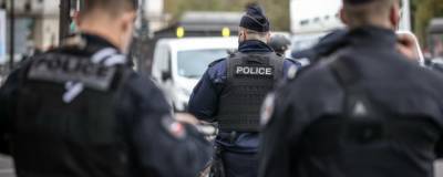 Во Франции арестовали полицейских, жестоко избивших темнокожего музыканта