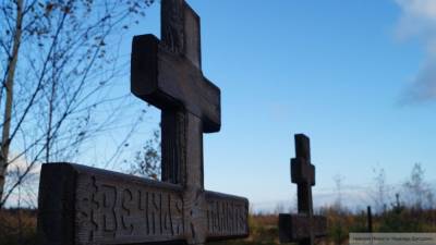 Краснодарские следователи обнаружили тайник с 50 млн рублей на кладбище