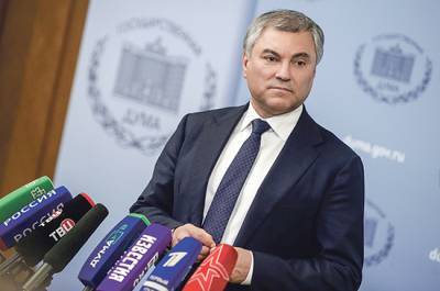 Володин призвал политиков решить проблему Карабаха