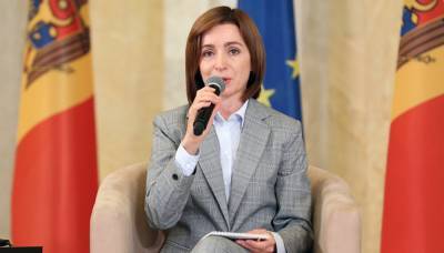 Санду выступила за отставку правительства Молдовы и роспуск парламента