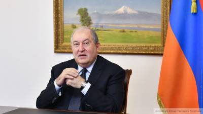 Президент Армении попросил Путина помочь с обменом пленными