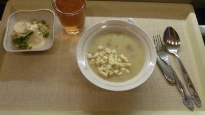 Российские школьники рассказали о нелюбимых блюдах в столовой