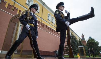 Охранник Кремля покончил с собой во время службы