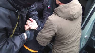 ФСБ показала кадры захвата двух членов банды Басаева и Хаттаба.