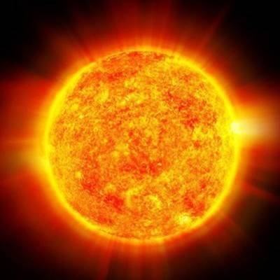 Мощнейшая за три года вспышка произошла накануне на Солнце