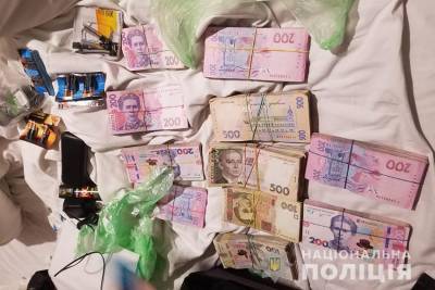 В Каменец-Подольском из авто украли 730 тысяч гривен