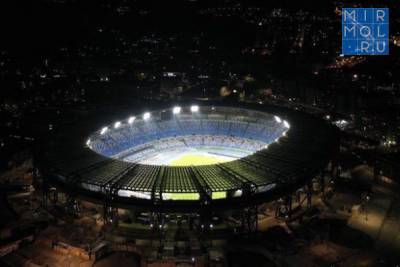 «Стадион “Наполи” переименуют в честь Марадоны» – мэр Неаполя