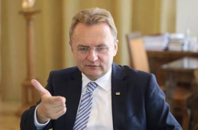 Мэр Львова решил устроить бойкот праздничному локдауну
