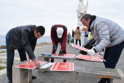 Севастопольская береговая линия очищена от мусора мечтателями
