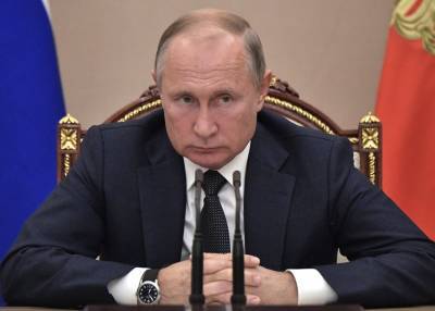 Путин внес в ГД проект о запрете иностранного гражданства для госслужащих