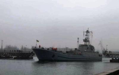 В Николаеве развели мосты для прохода десантного корабля - korrespondent.net - Украина - Николаев