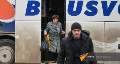 Бесплатные автобусы снова начнут ходить из Еревана в Степанакерт