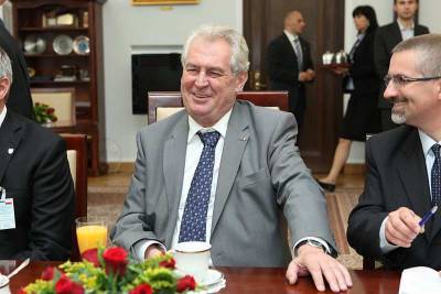 Президент Чехии Милош Земан хочет знать «имена действующих в стране российских шпионов»