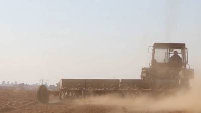 Курдские боевики препятствуют работе фермеров в Хасаке