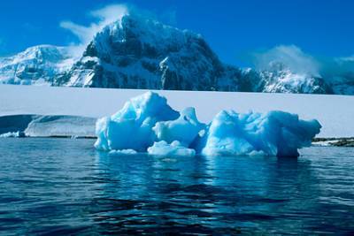 Ученые нашли закономерности в таянии льдов на Северном и Южном полюсах