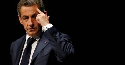 Экс-президент Франции на скамье подсудимых. За что судят Николя Саркози
