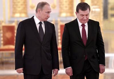 Путин обсудил с президентом Узбекистана российскую вакцину от COVID-19