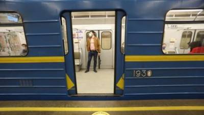 В Киеве возможен вариант работы метро утром и вечером, - Госпродпотребслужба о локдауне