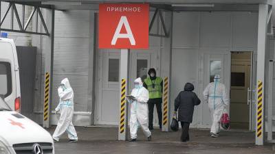 В Москве за сутки скончались еще 76 пациентов с коронавирусом