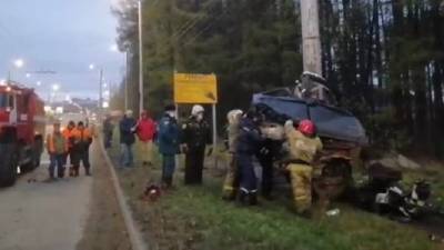 В Ивановской области BMW врезалась в столб – погибли пять человек