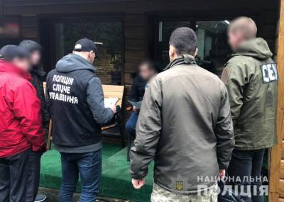 На Буковине за взятки "отмазывали" призывников от армии