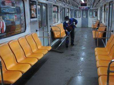 Коронавирусный антирекорд: врач рассказала, нужно ли в Украине ужесточать карантин и закрывать метро