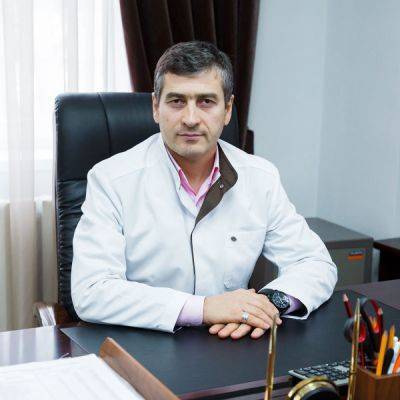 День в отставке: Меликов вернул на место уволенного дагестанского врача