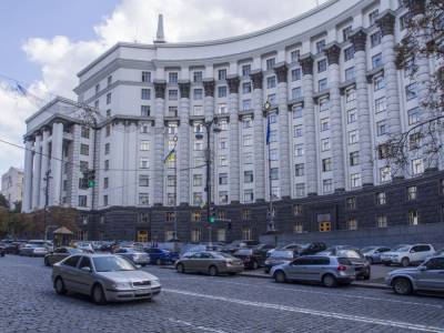 Кабмин Украины согласовал увольнение глав ОГА в трех областях
