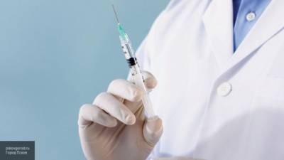 Порядок вакцинации медиков от COVID-19 утвердили в Петербурге