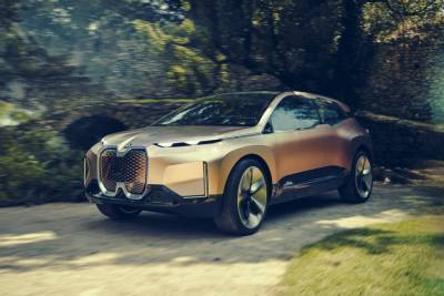 Через неделю BMW проведет мероприятие NEXTGen 2020, на котором представят серийный электрокроссовер BMW iNEXT