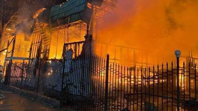 Зоомагазин сгорел в Алматы