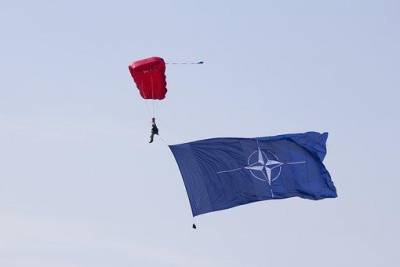 НАТО показало свои способы контроля российских авиабаз в Крыму