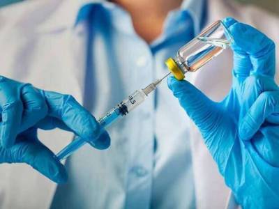 Стали известны результаты испытаний российской вакцины «Спутник V» на группе пожилых добровольцев