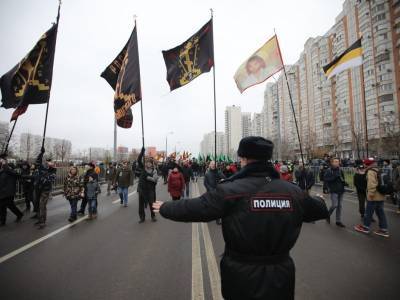 Опять задержания: в Москве полиция разогнала участников «Русского марша»