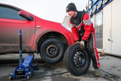 Москвичам посоветовали сменить резину на авто