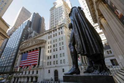 Ключевые индексы на бирже Нью-Йорка выросли после президентских выборов