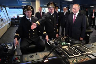 Петербургские судостроительные заводы в 2020 году спустили на воду девять судов