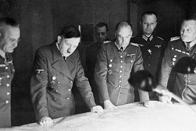 Почему Гитлер больше не стал пытаться штурмовать Москву