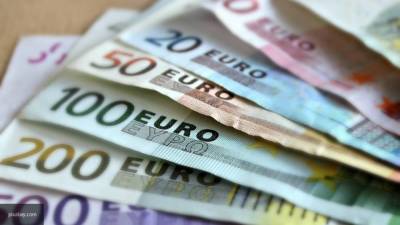 Евро растет к доллару на фоне президентских выборов в США