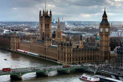 Парламент Британии поддержал новый «локдаун» для Англии