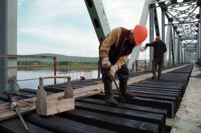 Нарушения выявлены при реконструкции моста на федеральной трассе "Лена" в Якутии