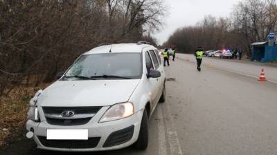 В Екатеринбурге рано утром водитель Lada насмерть сбил пенсионерку