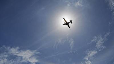Военный самолет Бангладеш сел в Хабаровске из-за отказа двигателей